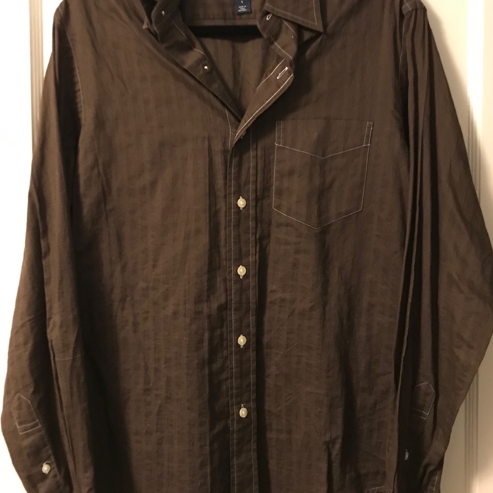 Gap classic fit button down